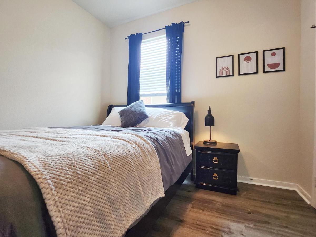 4 Bedroom Home Near Downtown Med Center Nrg Stadium Pearland Skyview Long By Ion Rentals Houston Buitenkant foto